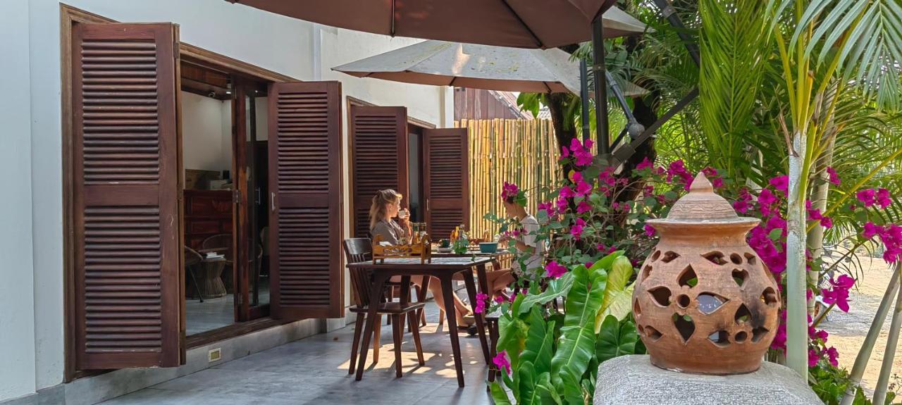 Wisdom Mystery Hotel Λουάνγκ Πραμπάνγκ Εξωτερικό φωτογραφία
